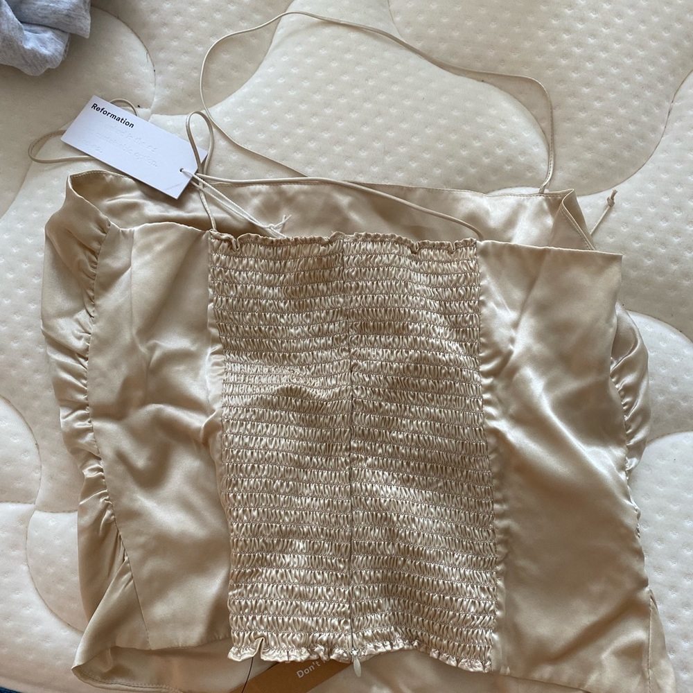 Small size 10 / more like an 8! Brand new